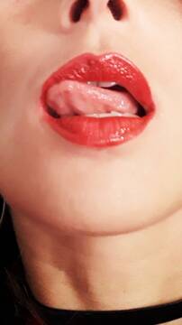 lips/lick